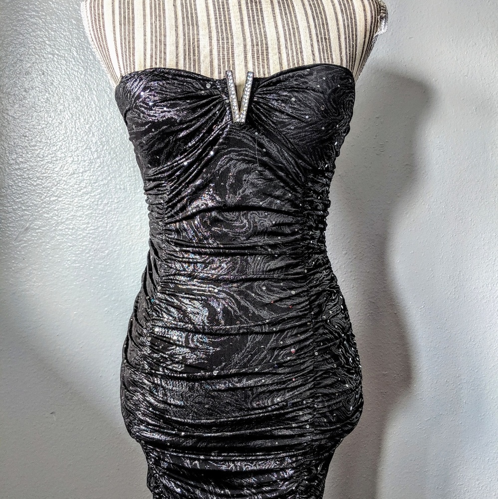 Mini metallic like dress